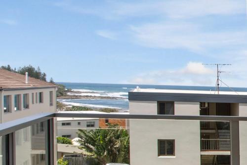 Apartamento Stunning 3-bed Unit With Parking And Pool Near Beach