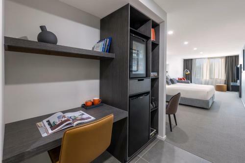Deco Hotel Canberra