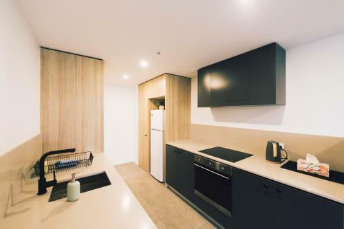 "mid Night" Apartment Canberra City Onsite Parking
