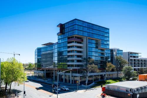 Executive City-centre Apartment With Parking