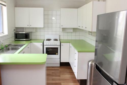Apartamento Coolum Classic Beach Shack - Pet Friendly