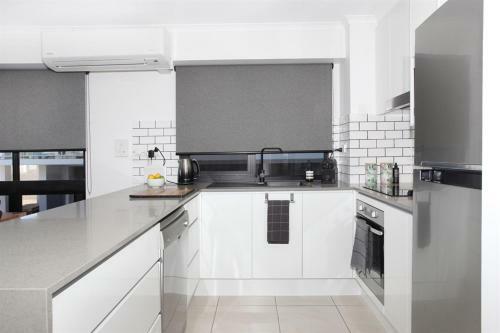 Unit 1 'phoenix Apartments', Coolum Beach