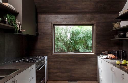 Hardwood House