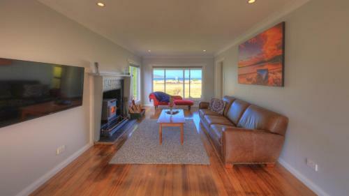 Castaway Cottage
