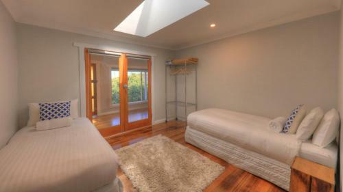 Castaway Cottage