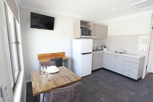 Eastend Studio Apartments