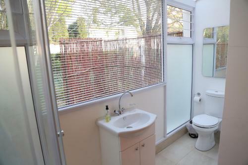Hostal 4living Guesthouse
