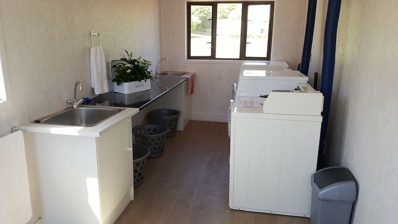 Hostal Brenton On Sea Cottages
