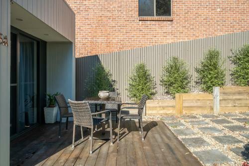Nature Lovers Delight // Architecturally Designed
