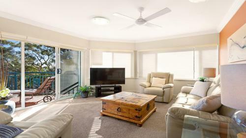 Whitesands 301 - Main Beach Location