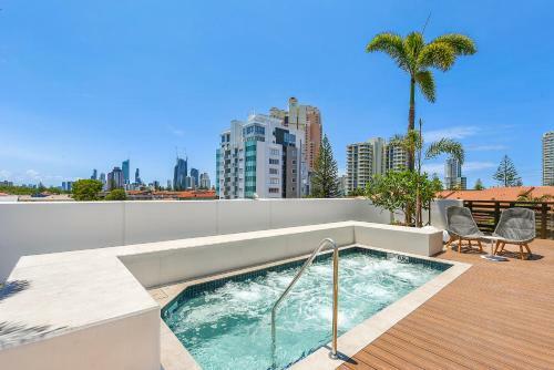 Qube Broadbeach Ocean View Apartments