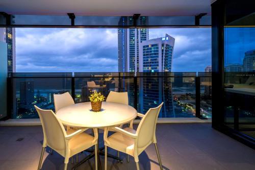 Apartamento Stunning Views - Hotel Stay On Cavill - Level 24