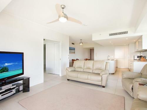 Blue C Unit 901 - Right On Coolangatta Beachfront