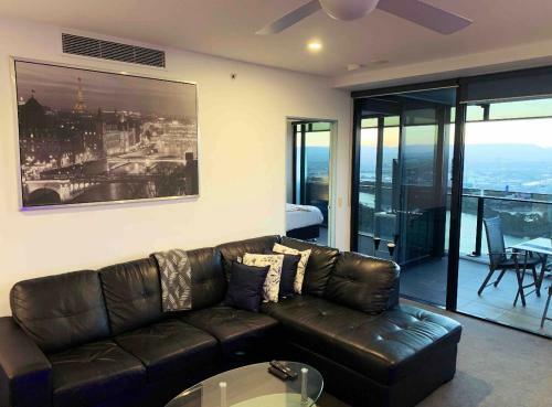 Breathtaking Views 4bd High Floor Lux Apartment