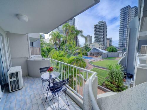2br Aloha Lane Main Beach Apartment