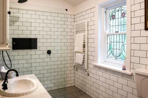 Vintage Charm On St Leonards