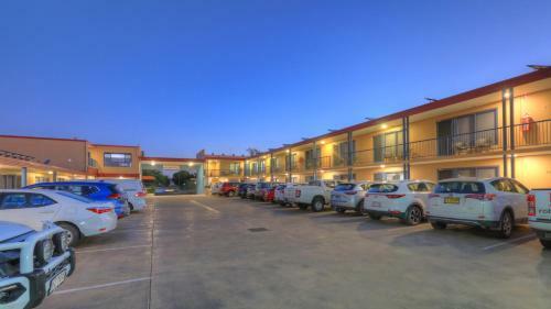 Inverell Rsm Club Motel