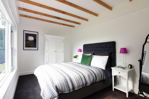 Maple Cottage