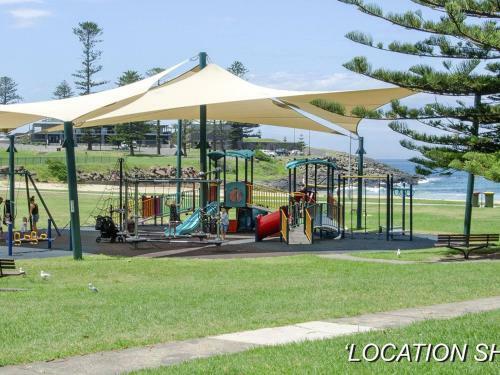 At The Beach - Kiama Surf Beach At Your Doorstep