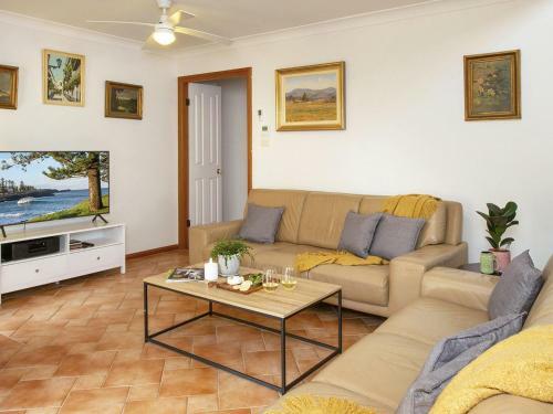 Cloud 9 Cottage - Waves, Walks And Welcoming