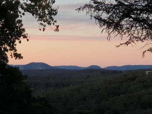 New Winston Cottage Leura Views & Location