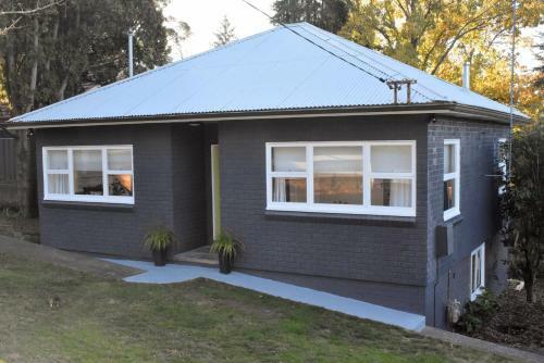 New Winston Cottage Leura Views & Location