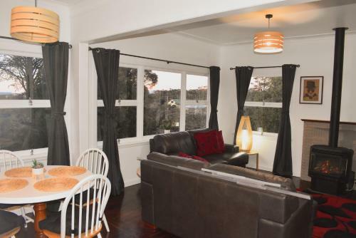 New Winston Cottage Leura Views & Location