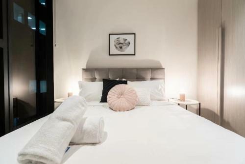 Stunning Opera Apartment-st Kilda Rd