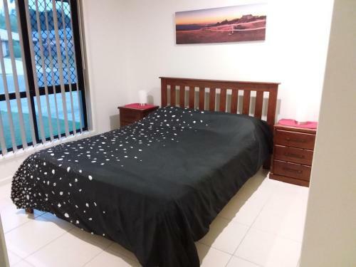 Waratah And Wattle Apartments