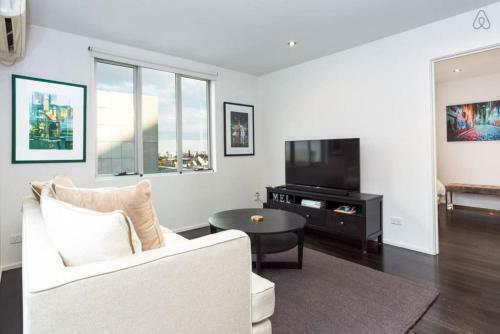 Apartamento Penthouse At Graffiti Laneways & Top Restaurants