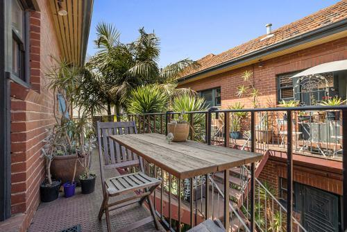 Apartamento Cute? ?3-bed? ?unit? ?with? ?balcony? ?5? ?min? ?from? ?beach?