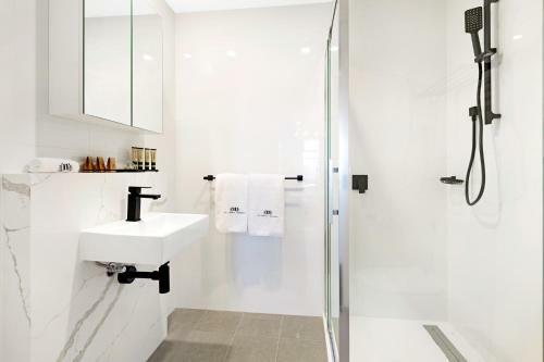 The Hamptons Apartments - St Kilda