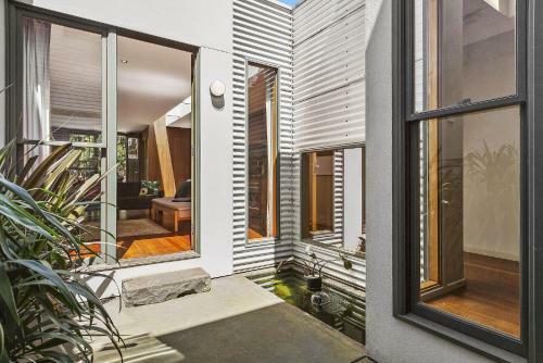 Boutique Stays - Curran Terrace