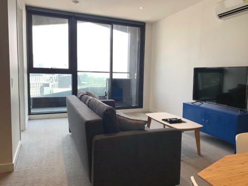 Readyset Apartments On Fulton Lane