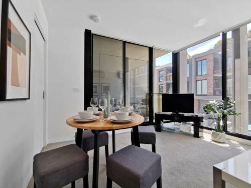 Hawthorn Elegant Lifestyle 1 Bedroom Apartment