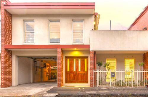 Apartamento Staycentral - Port Melbourne Townhouse