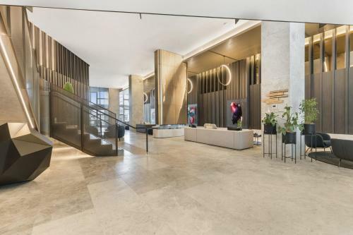 Apartamento Luxe 2-bed City Unit With Pool, Sauna, Gym And Golf