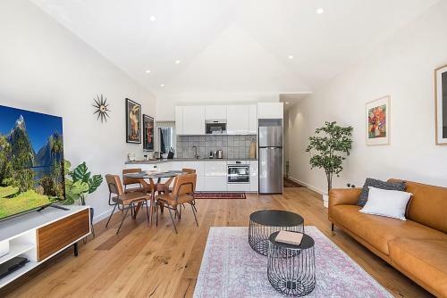 2-bed House With Bbq Deck Near Trams And Albert Park
