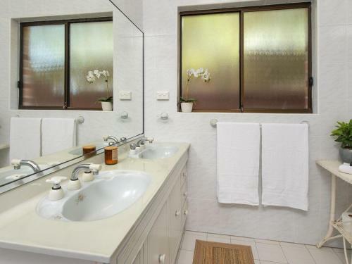 Beach House On Jones Beach - Kiama Accommodation