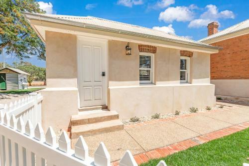 Lodge Perricoota Station