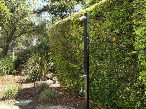 Windmill 4 - Two Bedroom Beachside Apartment On Parkyn Parade!