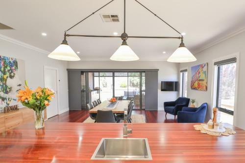 Indulge Luxury Homes - Dockside Marina