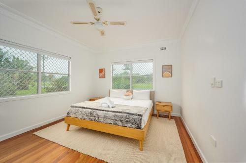 Stylish & Renovated Home // Pet Friendly
