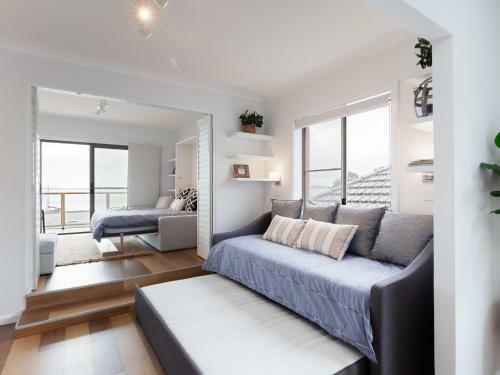 Blue Vista 6 13 Victoria Parade