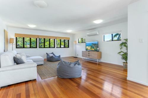 Convenience, Space & Location, Noosa Heads
