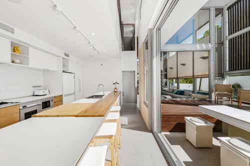 Ultimate Light And Space, Noosa Heads