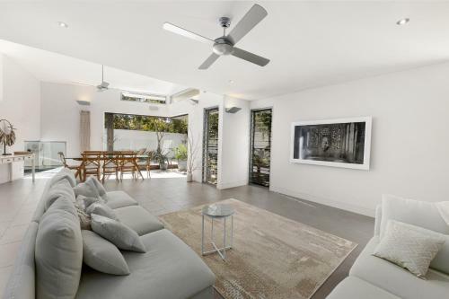 Ultimate Light And Space, Noosa Heads
