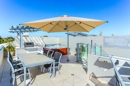 Apartamento Panoramic River And Ocean Views, Noosaville