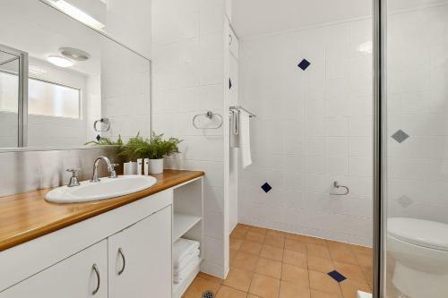Apartamento Ocean Views Central To Everything , 2 Bed, 2 Minute Walk To Beach
