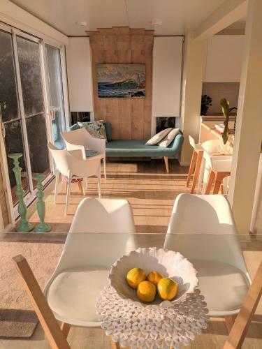 Phoenix Oasis, Family And Pet Friendly Apartment With Pool